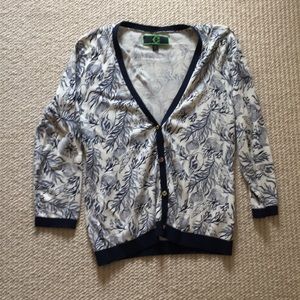 C Wonder button down print sweater size L
